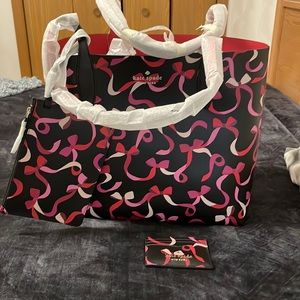 Brand new Kate Spade large tote with wallet